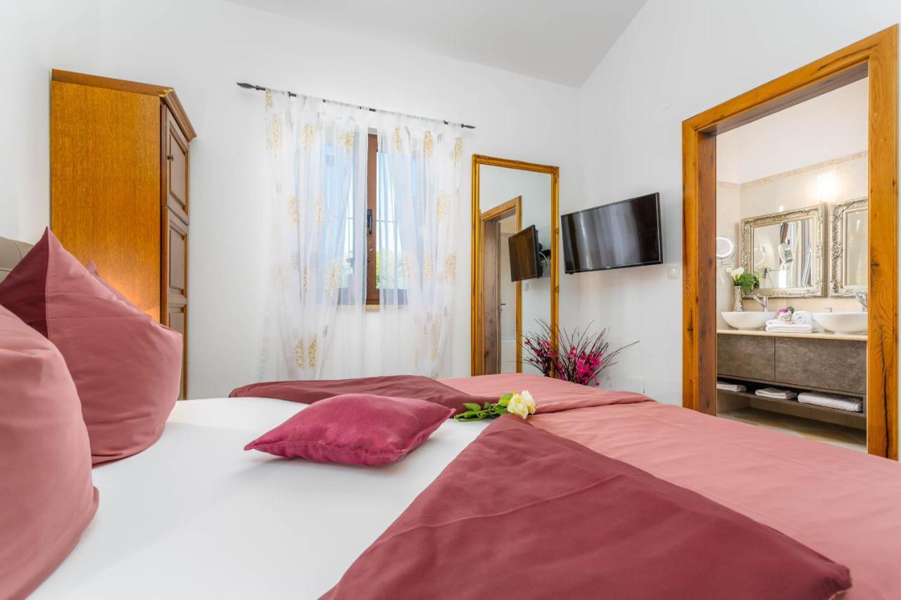 Villa Kamenica Kras Экстерьер фото